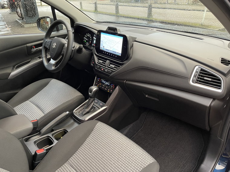 Vehicle Image 35