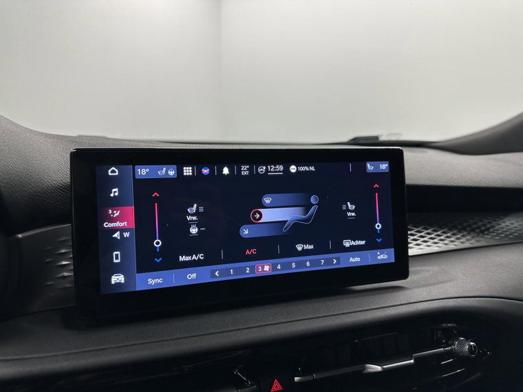 Vehicle Image 33