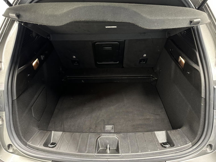Vehicle Image 39