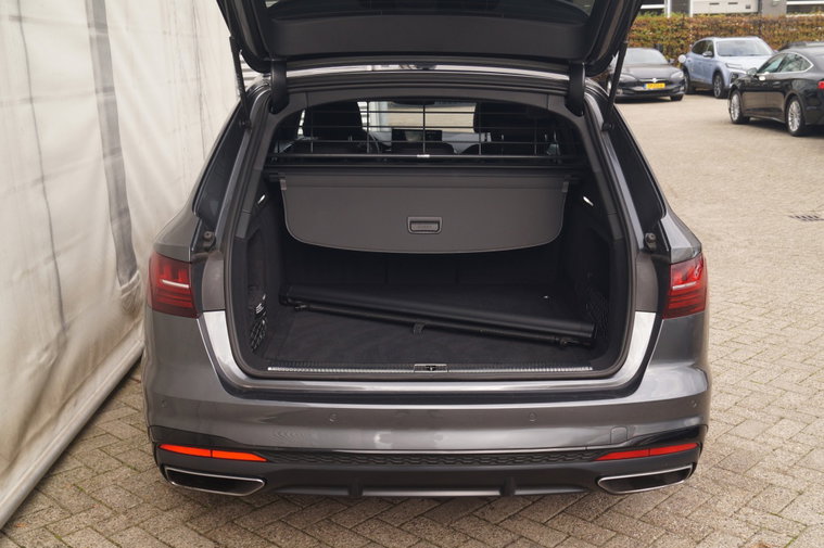 Vehicle Image 35