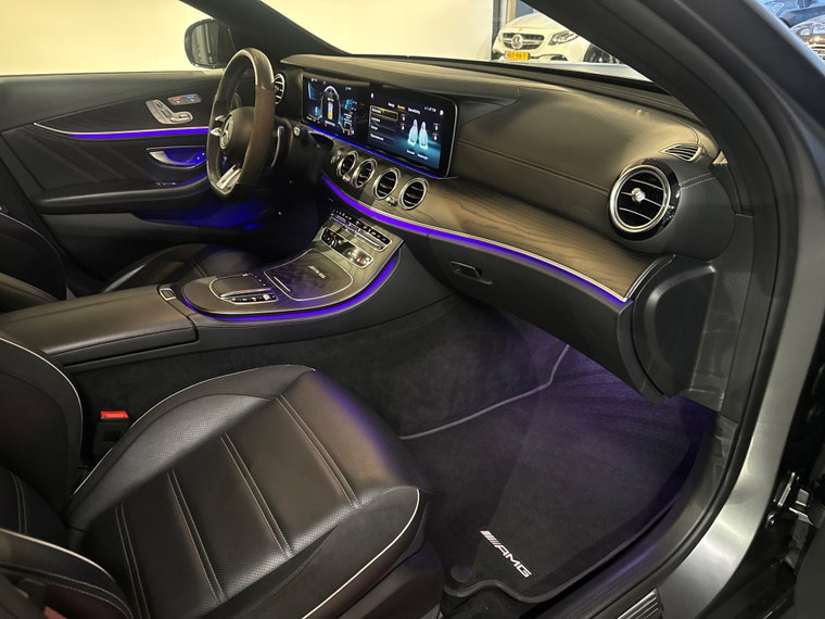 Vehicle Image 45