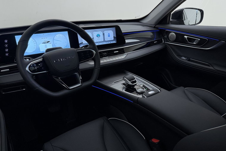 Vehicle Image 21