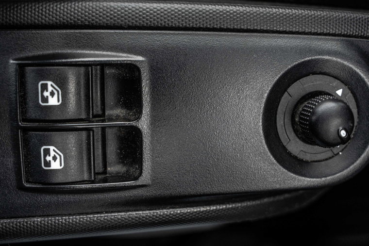 Vehicle Image 24
