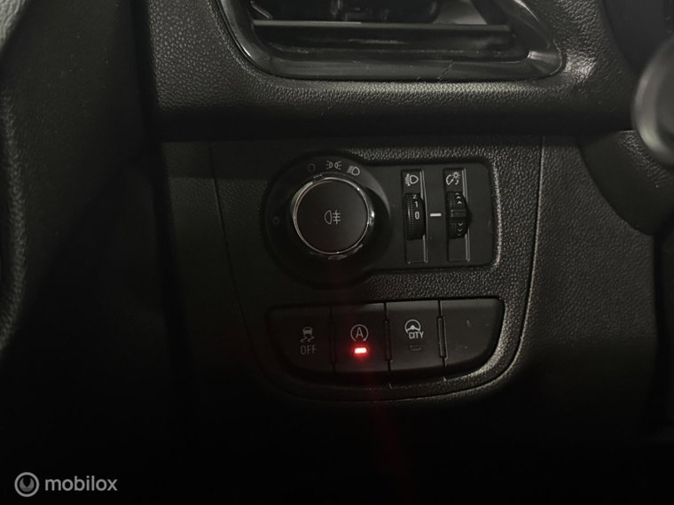 Vehicle Image 28