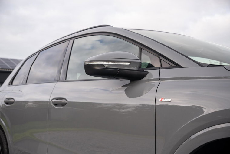 Vehicle Image 36
