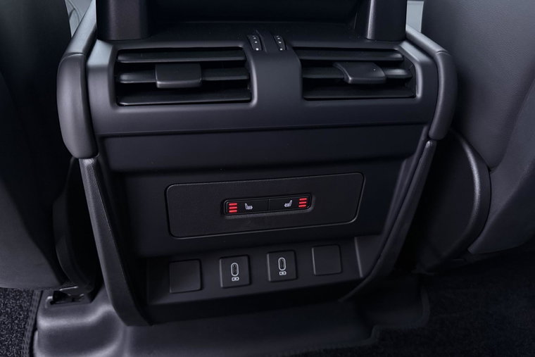 Vehicle Image 45