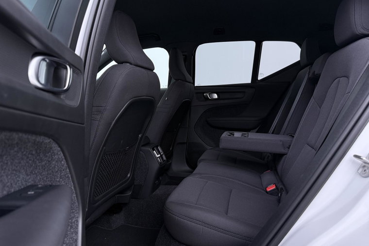 Vehicle Image 41