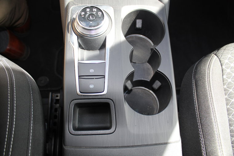 Vehicle Image 32