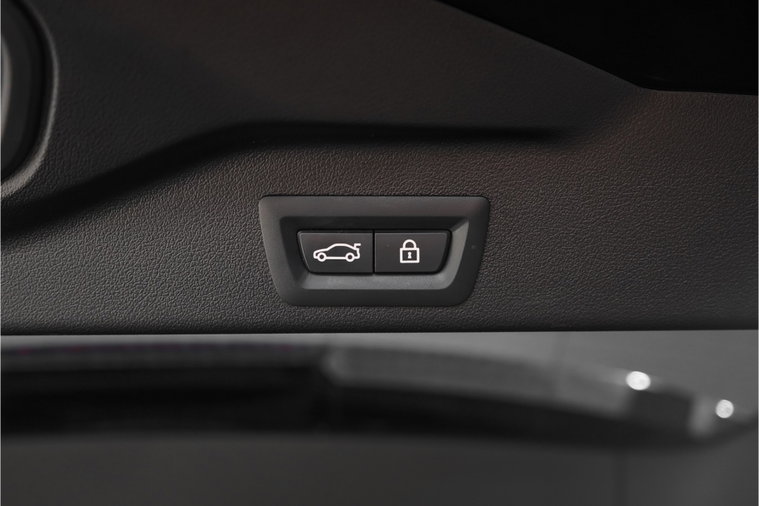 Vehicle Image 53