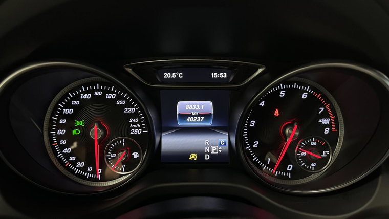 Vehicle Image 38
