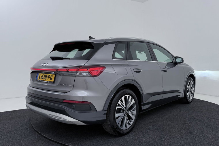 Vehicle Image 41