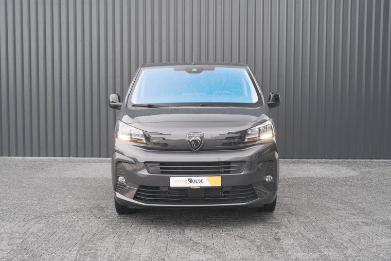 Vehicle Image 38