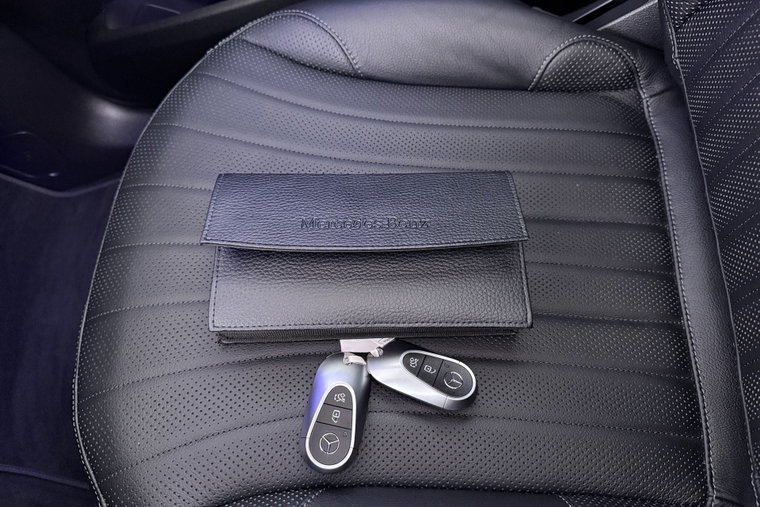 Vehicle Image 37