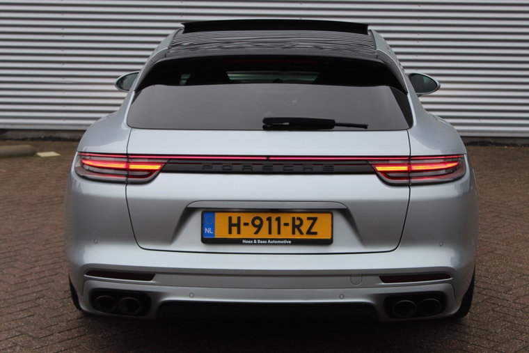 Vehicle Image 32