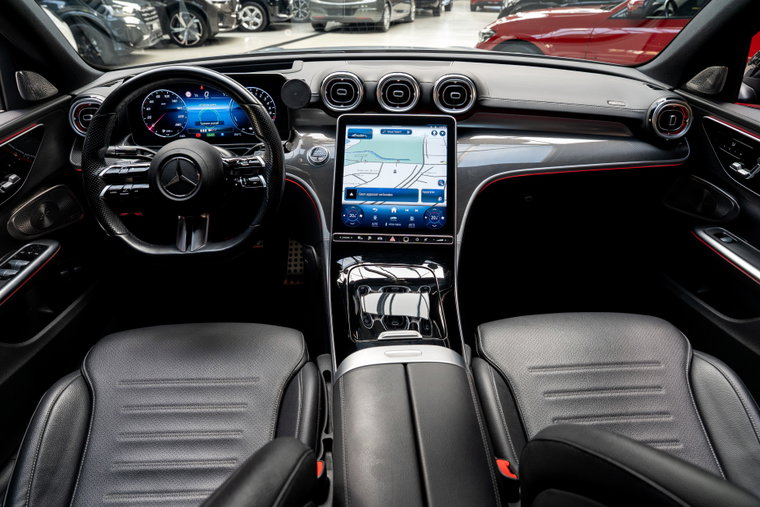 Vehicle Image 13