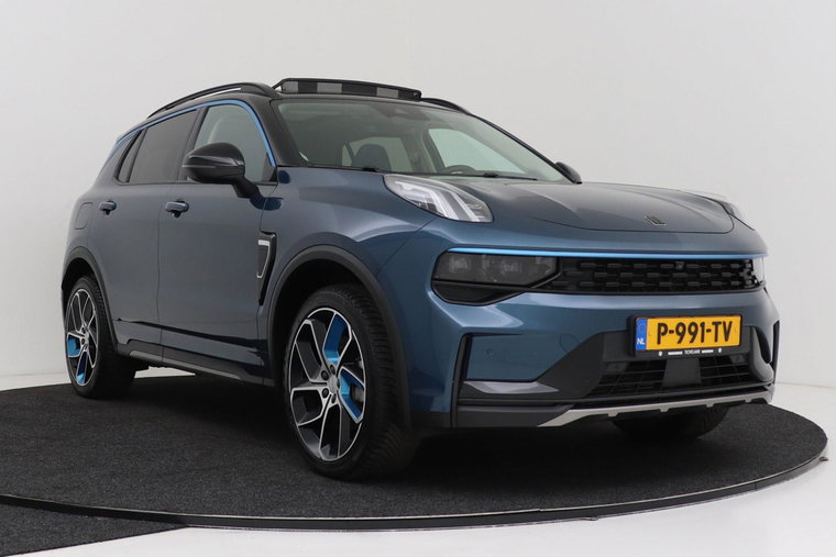 Vehicle Image 16