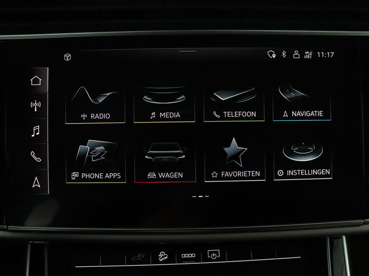 Vehicle Image 32