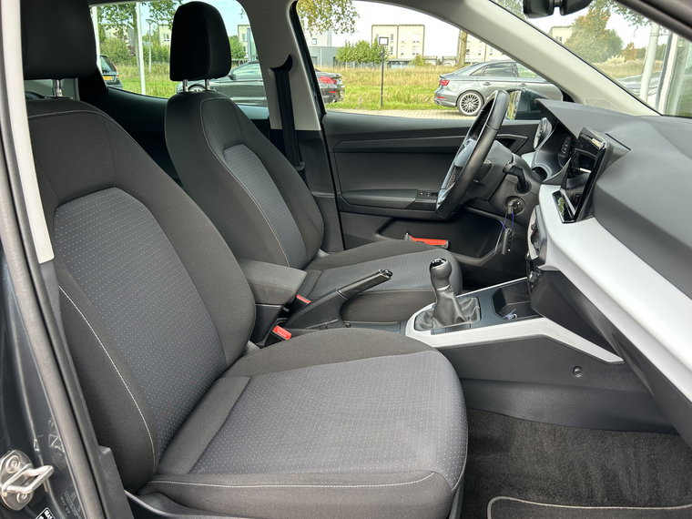 Vehicle Image 31