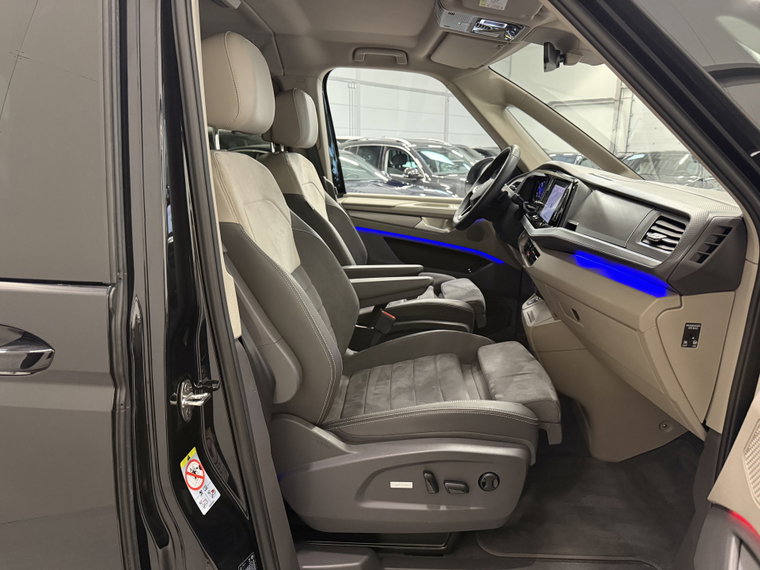 Vehicle Image 41