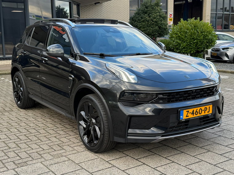 Vehicle Image 12
