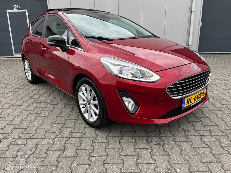 Vehicle Image 13