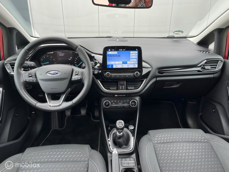 Vehicle Image 19