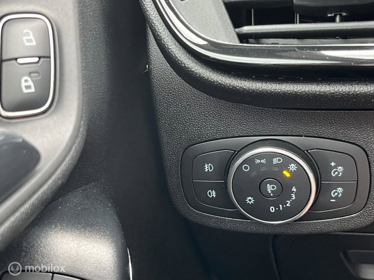 Vehicle Image 27