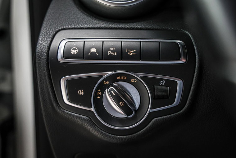Vehicle Image 40
