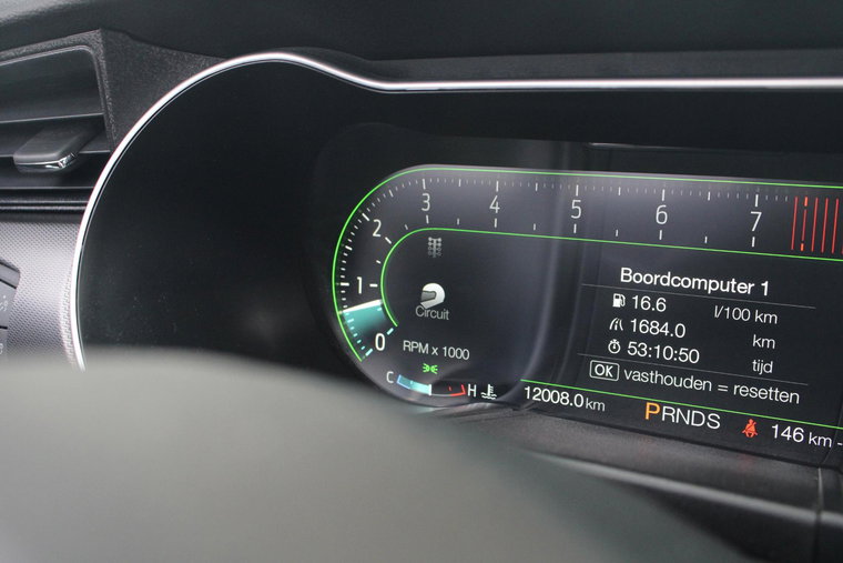 Vehicle Image 35