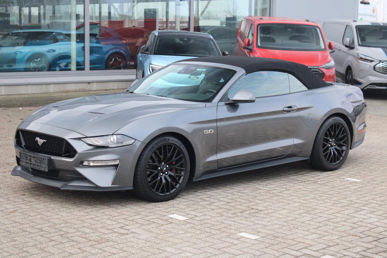 Vehicle Image 45