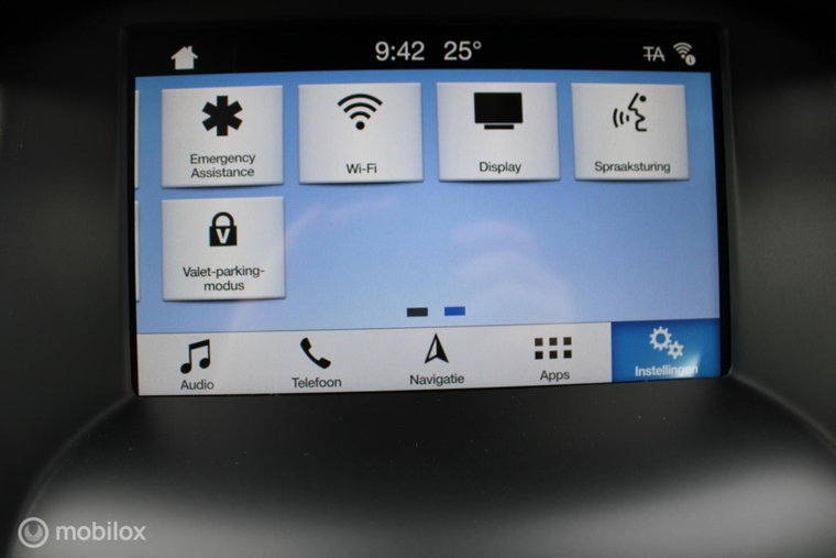 Vehicle Image 10