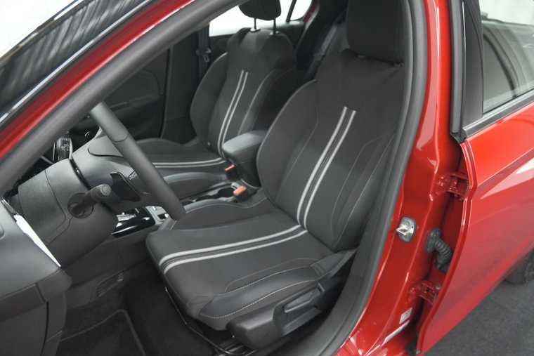 Vehicle Image 20