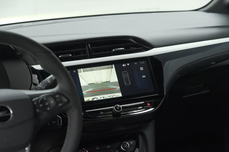 Vehicle Image 37