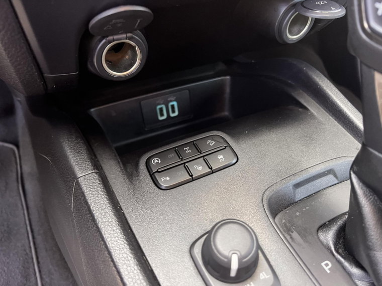 Vehicle Image 27