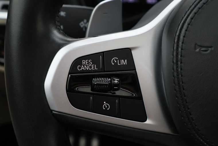 Vehicle Image 36