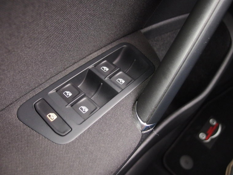 Vehicle Image 36