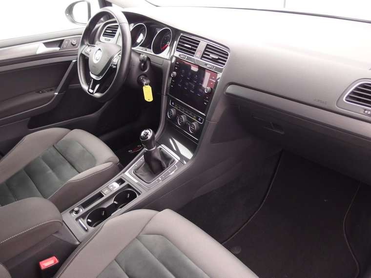 Vehicle Image 40