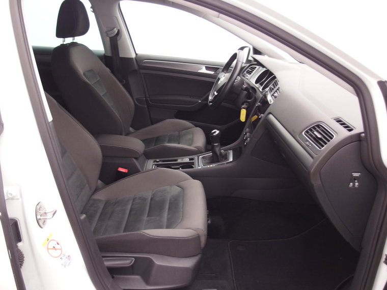 Vehicle Image 41