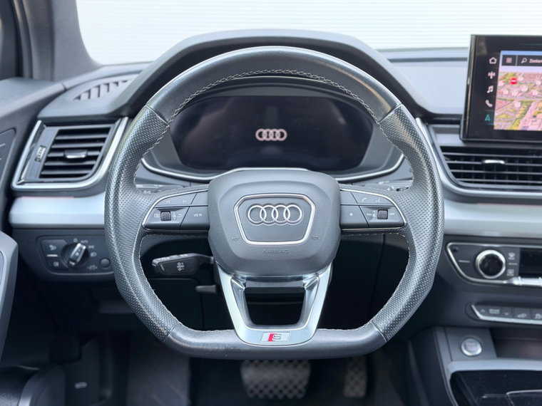 Vehicle Image 17