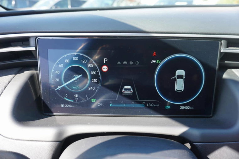 Vehicle Image 13