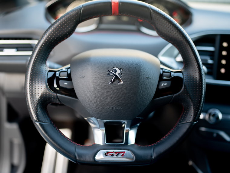 Vehicle Image 30