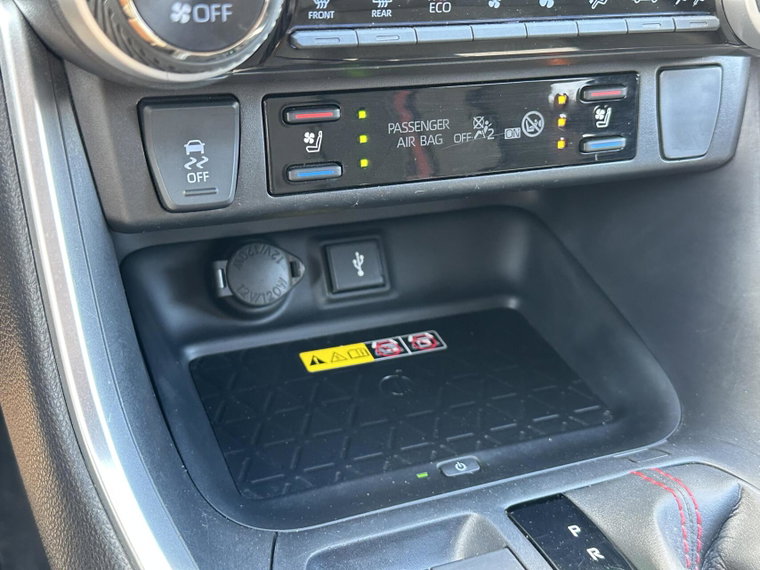 Vehicle Image 28