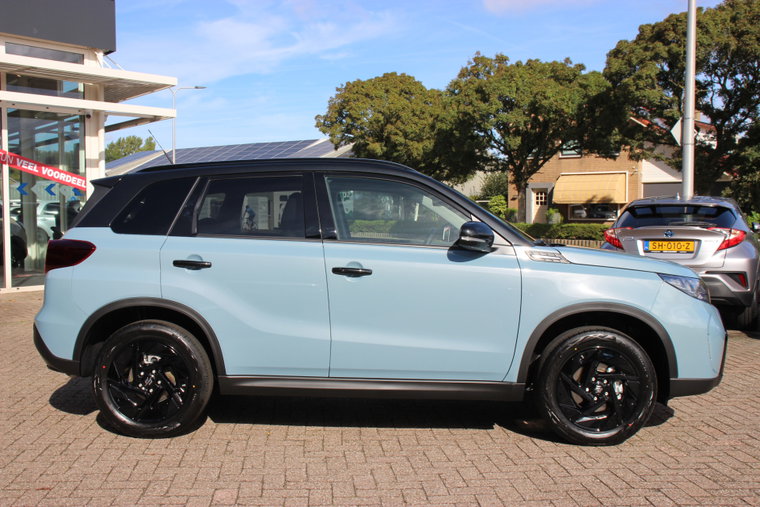 Vehicle Image 6