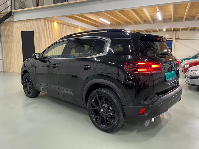 Vehicle Image 22