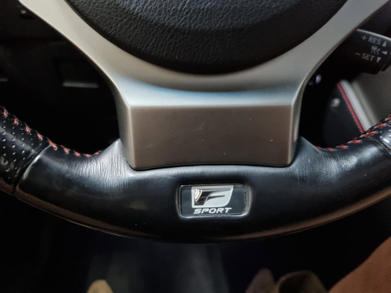 Vehicle Image 38