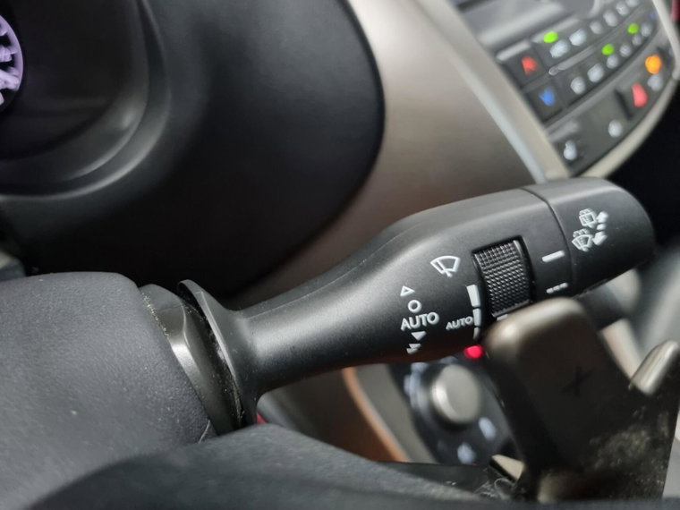 Vehicle Image 40