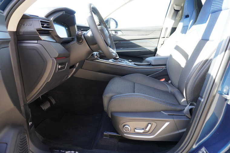 Vehicle Image 30
