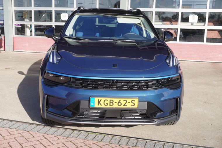 Vehicle Image 9