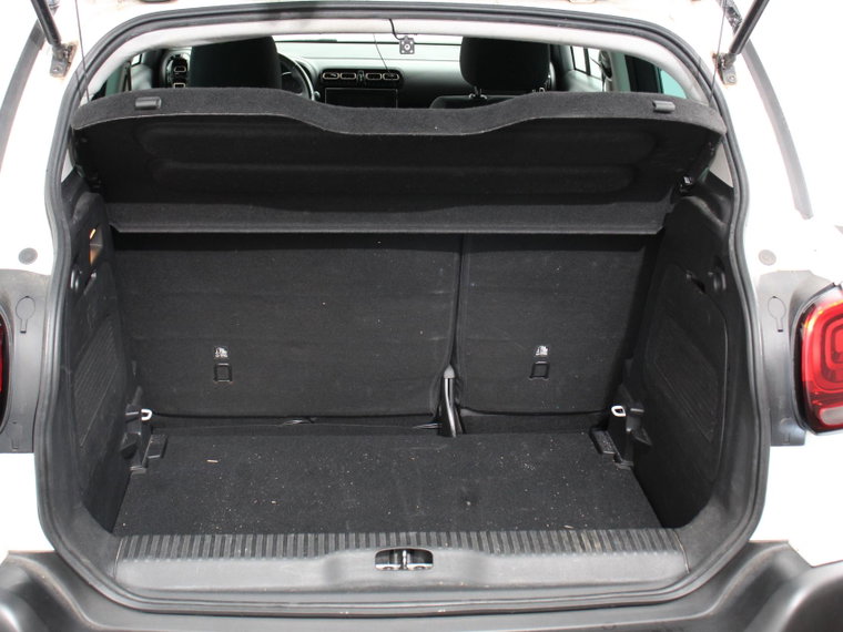 Vehicle Image 31