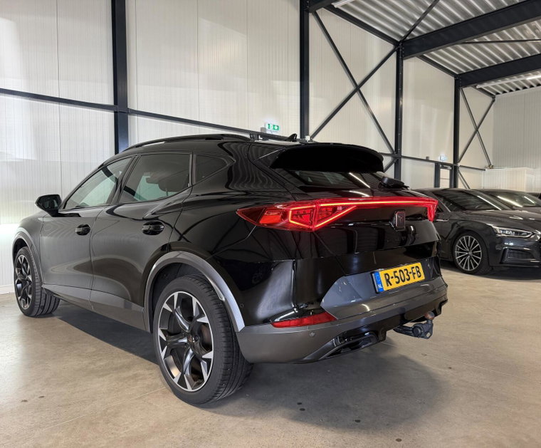 Vehicle Image 23